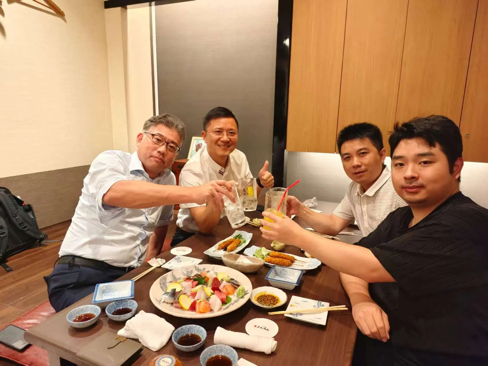 友遠方より来る